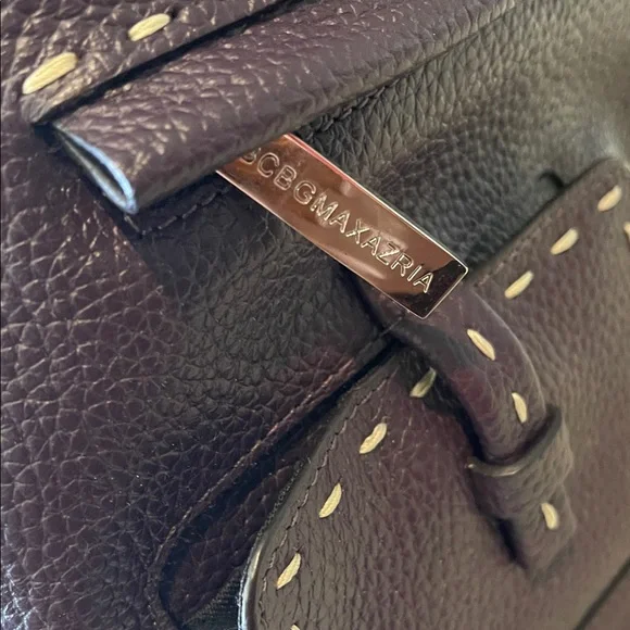 Elegant Eggplant Purple Leather Handbag - Picture 3 of 12